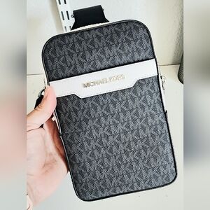 Michael Kors Cooper MD Sling Bag